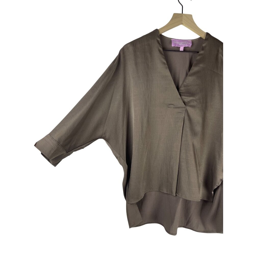 Sincerely Ours Sabine Batwing Satin Pleated Blouse Womens Small Brown Clean Girl - Picture 5 of 9